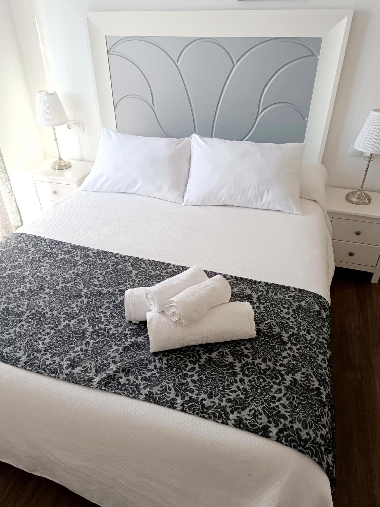 Hostal Casa Blanca Севиля Екстериор снимка